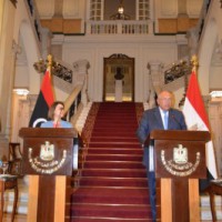 Egyptian, Libyan FMs hold talks in Cairo