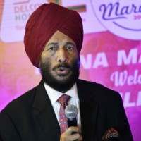 Country lost a colossal sportsperson: Modi
