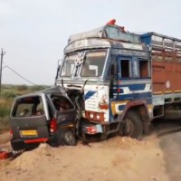 2 kids among 9 killed in a truck-car collision in Gujarat
