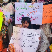 Pak PM under fire for 'Women wearing very few clothes' remark
