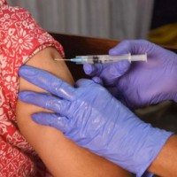 Now 'pink booths' for vaccinating women in UP