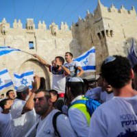 Israeli flag march in Jerusalem to renew tension: Hamas
