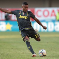 Brazil whitewash Peru in Copa America Group A