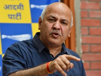 Sisodia blasts Delhi LG for ordering enquiry in old complaint Sisodia blasts Delhi LG for ordering enquiry in old complaint