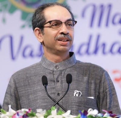 Sena 'family head' Thackeray softens, urges rebels to return for talks Sena 'family head' Thackeray softens, urges rebels to return for talks