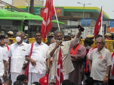 AIKS demands PM Modi to protect farmers' interest at WTO ministerial conference at Geneva AIKS demands PM Modi to protect farmers' interest at WTO ministerial conference at Geneva