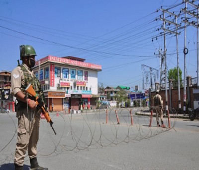 Curfew continues in J&K's Bhaderwah town, Internet suspended
