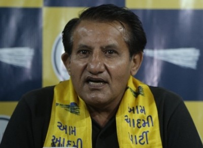 AAP accuses Gujarat govt of 'fabricating' water crisis, 'stealing' farmers' water AAP accuses Gujarat govt of 'fabricating' water crisis, 'stealing' farmers' water