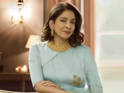 Neena Gupta shuts down trolls who criticised her for wearing shorts while meeting Gulzar Neena Gupta shuts down trolls who criticised her for wearing shorts while meeting Gulzar