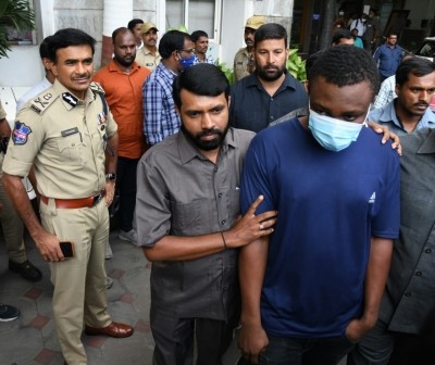 Four foreigners held in Hyderabad for drug peddling Four foreigners held in Hyderabad for drug peddling
