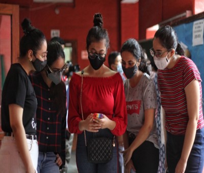 Girls outshine boys in Telangana Intermediate exams Girls outshine boys in Telangana Intermediate exams
