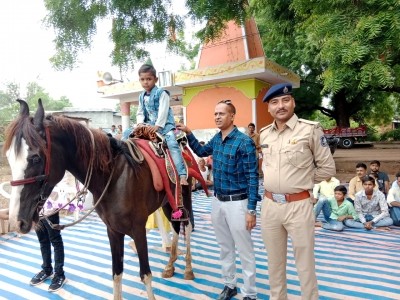This Gujarat school makes the first day special This Gujarat school makes the first day special