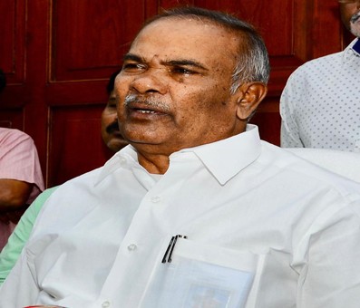 TN assembly Speaker writes to CM for revival of closed industries in state TN assembly Speaker writes to CM for revival of closed industries in state