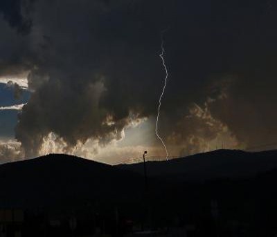 UP, Bihar continue to witness higher deaths due to lightning strikes UP, Bihar continue to witness higher deaths due to lightning strikes