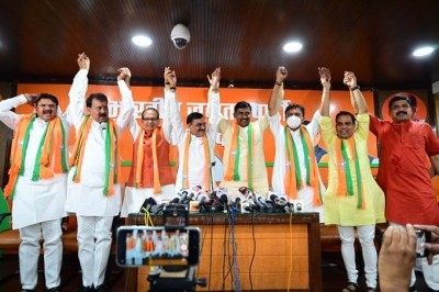 Three MLAs including one each from SP, BSP join BJP in MP Three MLAs including one each from SP, BSP join BJP in MP