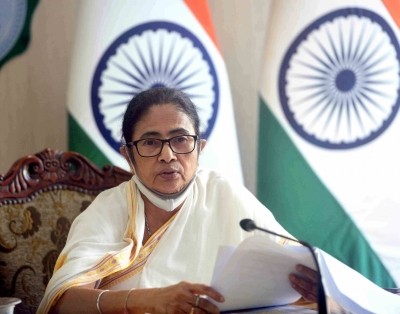 Maha crisis is BJP's ploy to get numbers for Prez poll: Mamata Maha crisis is BJP's ploy to get numbers for Prez poll: Mamata