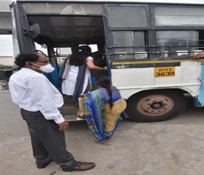 Bus fares go up in Telangana as TSRTC imposes diesel cess Bus fares go up in Telangana as TSRTC imposes diesel cess