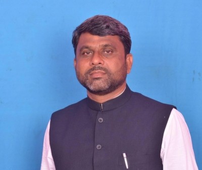 People of Seemanchal will not forgive 4 rebel MLAs: Bihar AIMIM leader People of Seemanchal will not forgive 4 rebel MLAs: Bihar AIMIM leader
