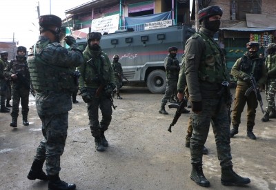 3 non-local labourers injured in J&K grenade attack 3 non-local labourers injured in J&K grenade attack