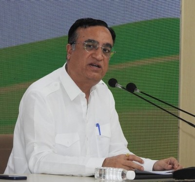 Cong to counter muscular Hindutva with focus on economic issues Cong to counter muscular Hindutva with focus on economic issues