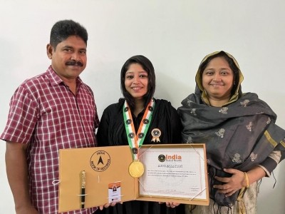 Thiruvananthapuram girl enters India Book of Records for Warli paintings Thiruvananthapuram girl enters India Book of Records for Warli paintings
