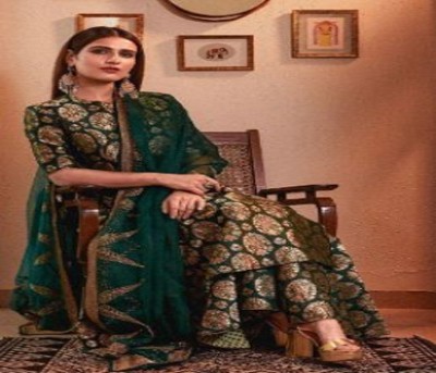 Fatima Sana Shaikh closely following life events of Indira Gandhi for 'Sam Bahadur' Fatima Sana Shaikh closely following life events of Indira Gandhi for 'Sam Bahadur'
