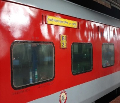 Konark Express stopped in Telangana after smoke spotted in coach