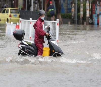 Heavy rain, floods affect over 800,000 in China's Jiangxi Heavy rain, floods affect over 800,000 in China's Jiangxi