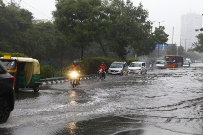 Heavy rain lash Delhi-NCR