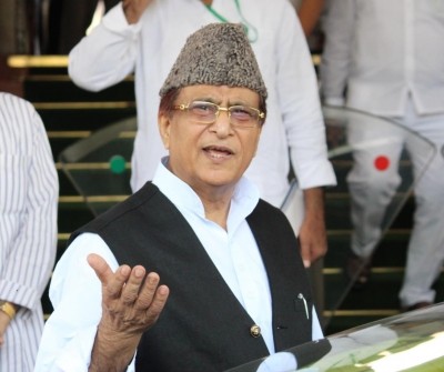Azam Khan alleges police excesses in Rampur Azam Khan alleges police excesses in Rampur