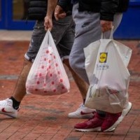 E-com firms, FMCG, industry houses cooperating: Govt on single use plastic ban