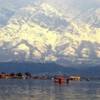 7 tourists rescued by owner of sinking houseboat in J&K's Dal Lake