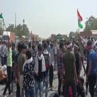 Protest against 'Agnipath' turns violent in MP's Gwalior
