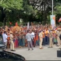 B'luru civic bodies under fire over substandard road work during PM's visit