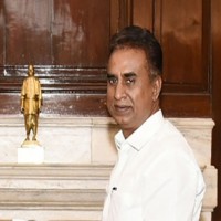Madras HC refuses stay on FIR against AIADMK's SP Velumani