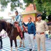 This Gujarat school makes the first day special
