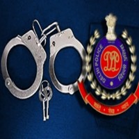 Delhi couple held for running fake visa racket