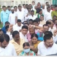 Agnipath stir: Mahagathbandhan leaders in Bihar march to Raj Bhawan
