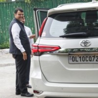 Amid Maha drama, Nadda meets Fadnavis