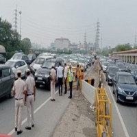 Agnipath protest: Traffic congestion at Delhi borders as police check vehicles