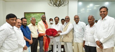 CPI, CPI-M leaders call on Telangana CM
