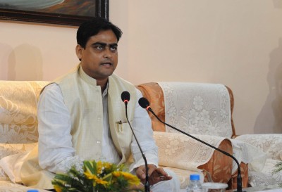 BJP temporarily suspends two showcaused leaders in Bengal BJP temporarily suspends two showcaused leaders in Bengal