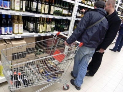Maha clears wine sales at supermarkets, walk-in stores