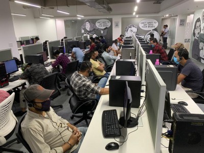 T'gana cops bust Telugu call centre scam in Jharkhand T'gana cops bust Telugu call centre scam in Jharkhand