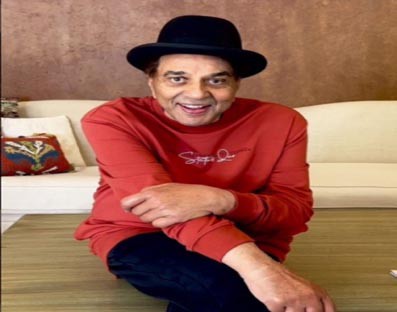 Dharmendra unveils 2022 Dadasaheb Phalke film fest and awards Dharmendra unveils 2022 Dadasaheb Phalke film fest and awards