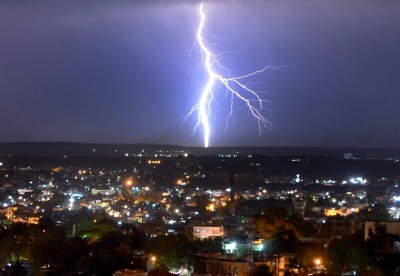 Global lightning activity fell nearly 8% during Covid lockdowns in 2020 Global lightning activity fell nearly 8% during Covid lockdowns in 2020