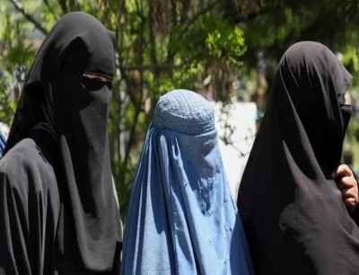 Posters across Kabul reminding women to wear hijab Posters across Kabul reminding women to wear hijab