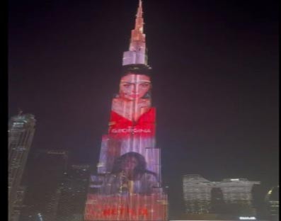 Ronaldo lights up Burj Khalifa on girlfriend's birthday; spends 50,000 pounds Ronaldo lights up Burj Khalifa on girlfriend's birthday; spends 50,000 pounds