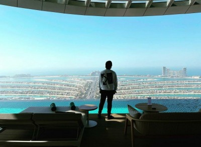 Allu Arjun savours the views of Dubai's skyline