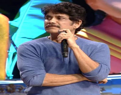 Nagarjuna plays safe, avoids comment on AP ticket price issue Nagarjuna plays safe, avoids comment on AP ticket price issue